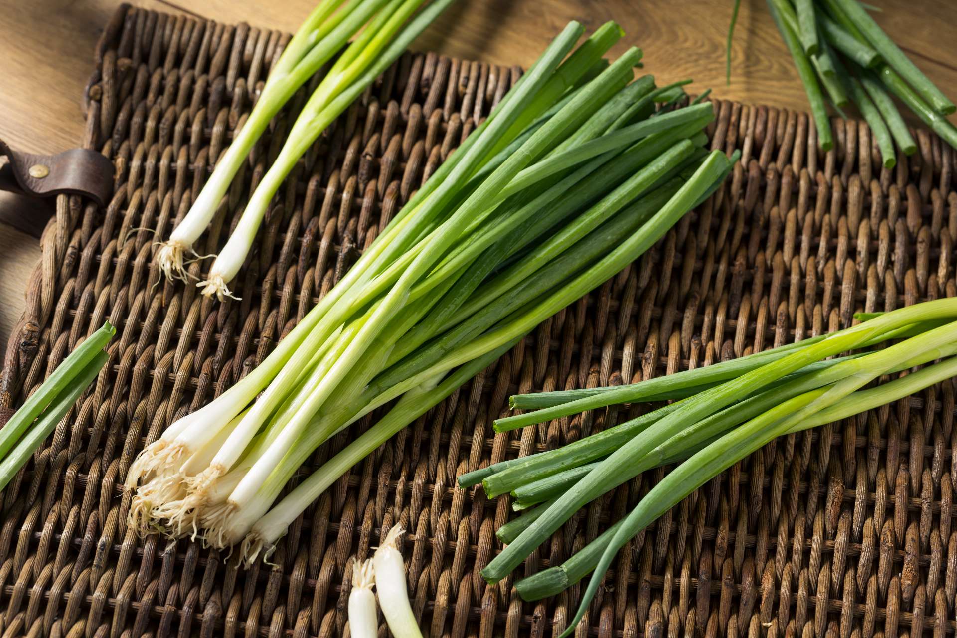 Cebollín: qué es, recetas con cebolla china y beneficios