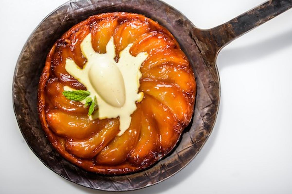 Tarta Tatin de manzana con helado de vainilla