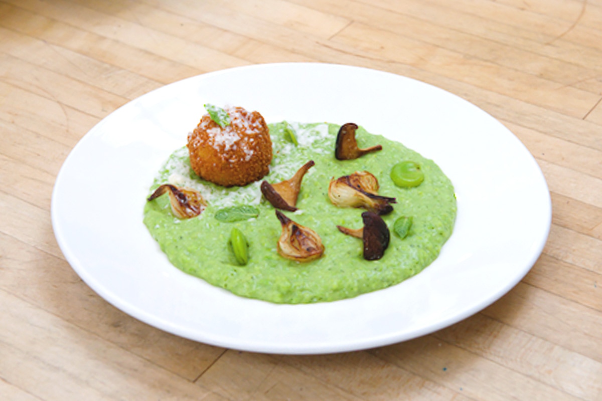 Risotto de habas y arancini