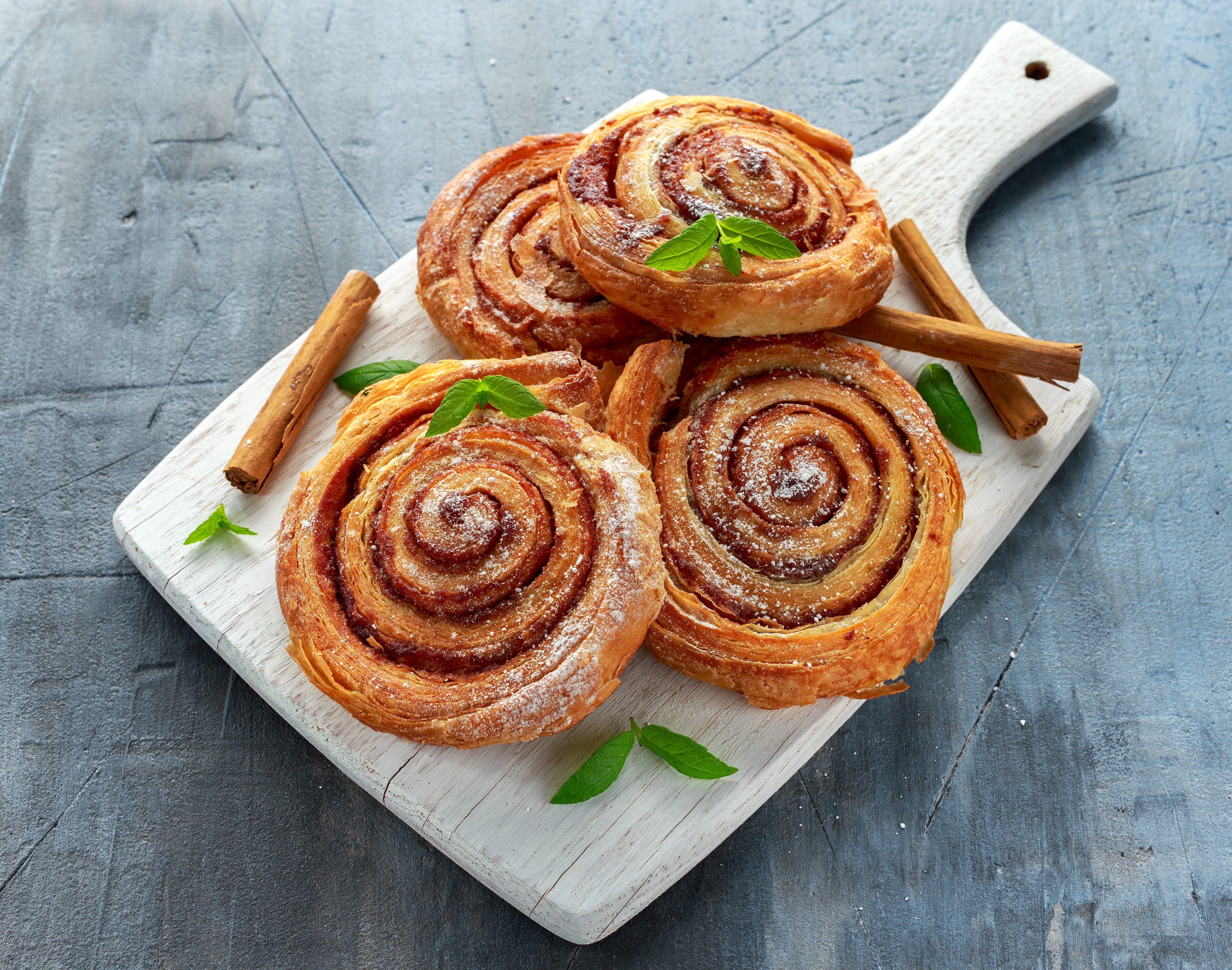 Cinnamon rolls (rollos de canela)