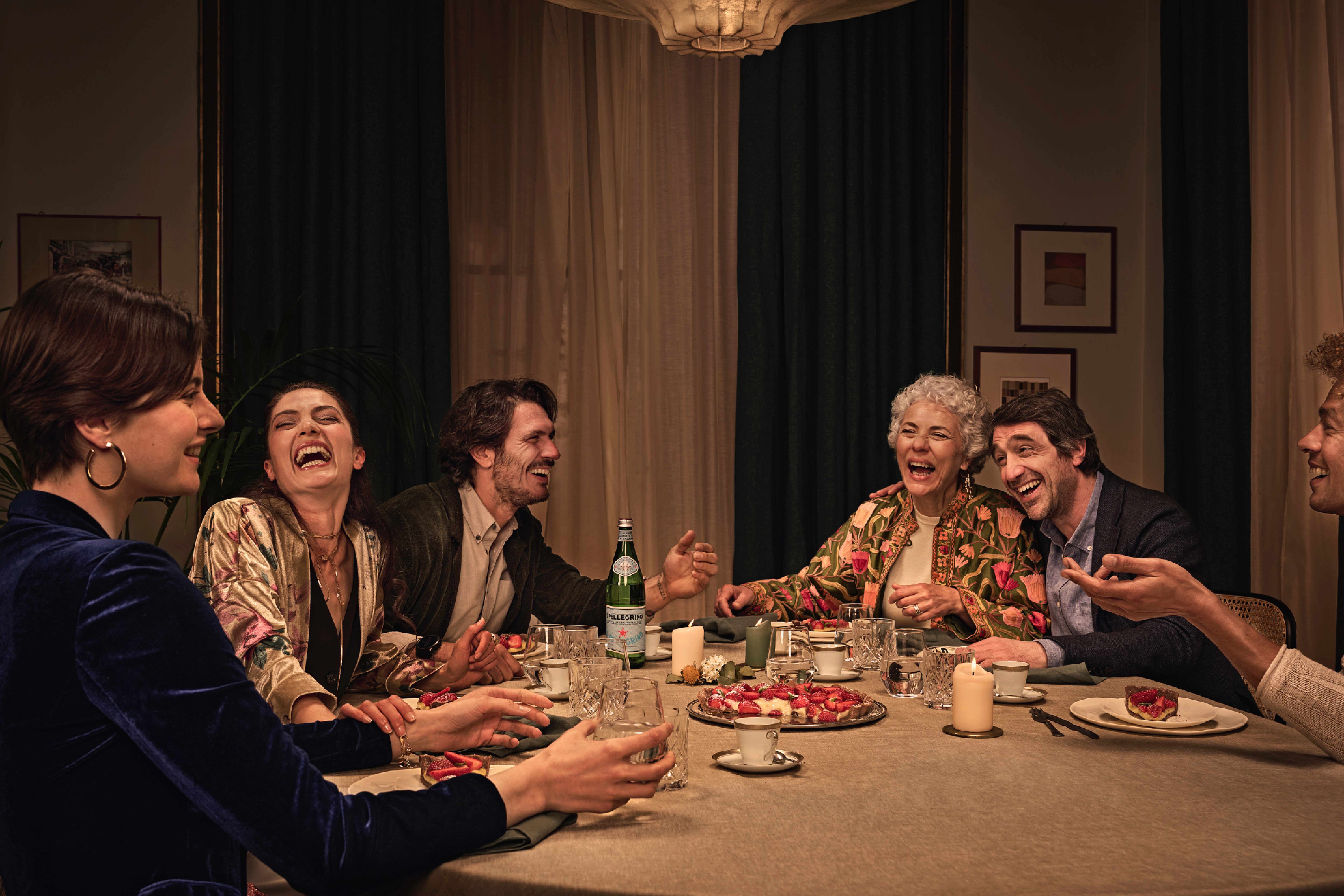 Friends dining at home with S.Pellegrino
