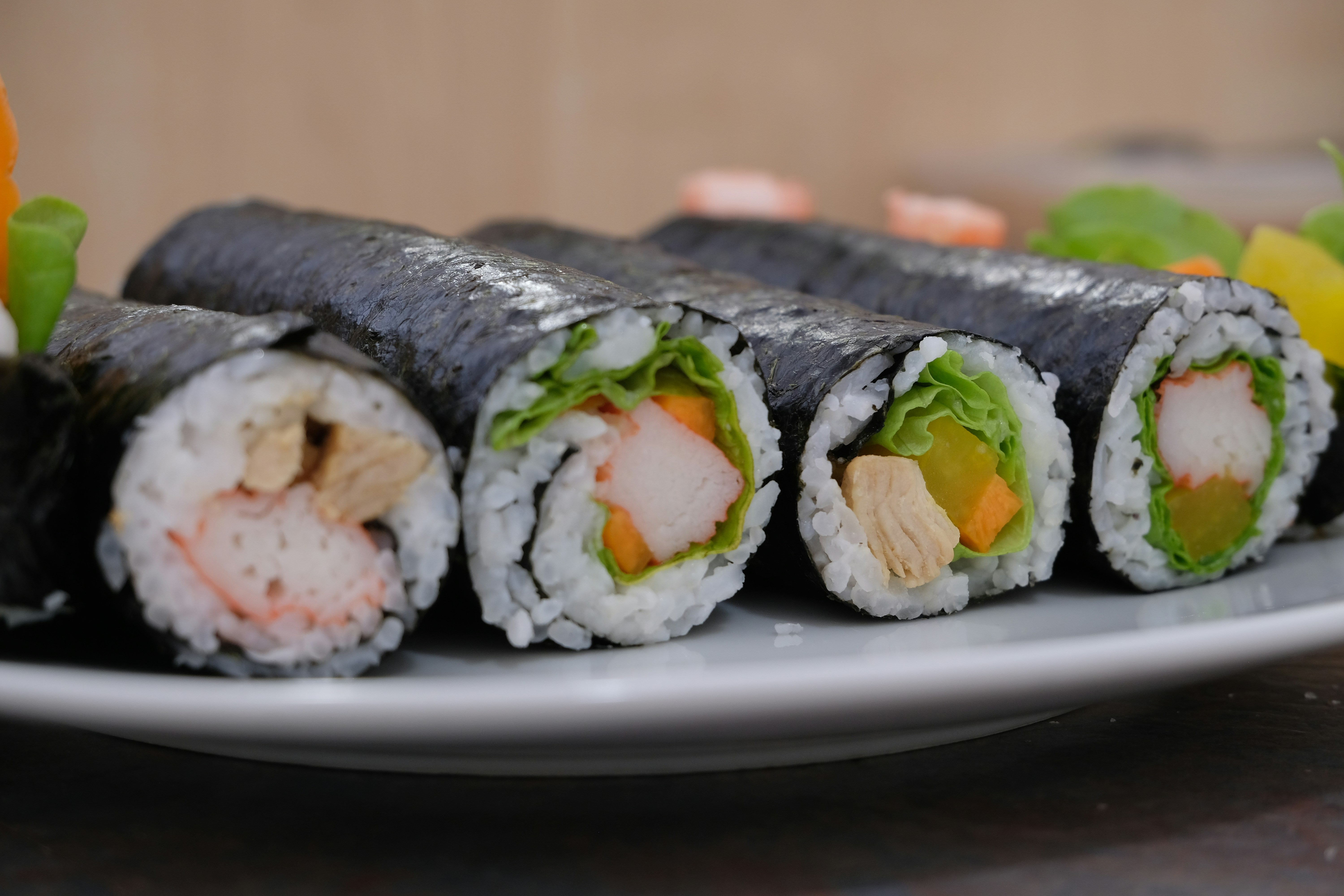 Cut rolls with Seaweed