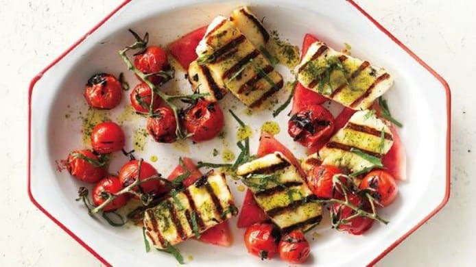 halloumi salad