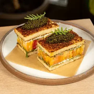 Randy Rucker's Tomato Sandwich