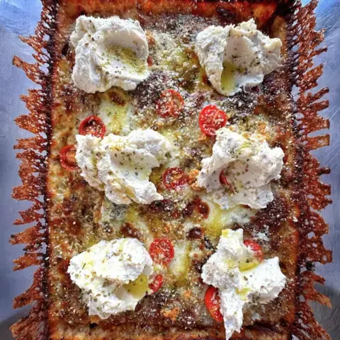 Apollonia's Detroit Style