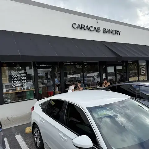 Caracas Bakery Biscayne