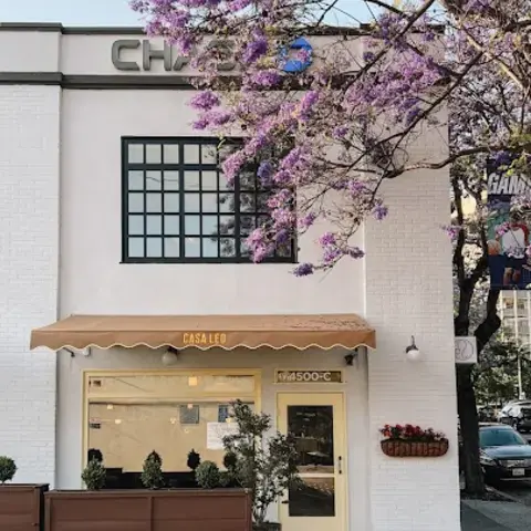 CASA LEO