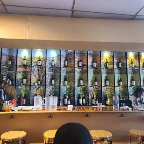 Keren Cafe &amp; Restaurant