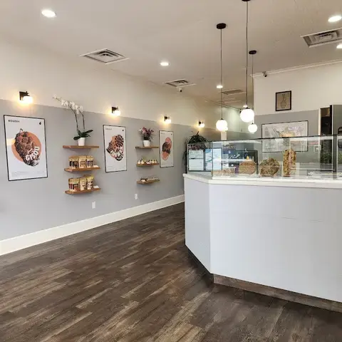 Kouzeh Bakery