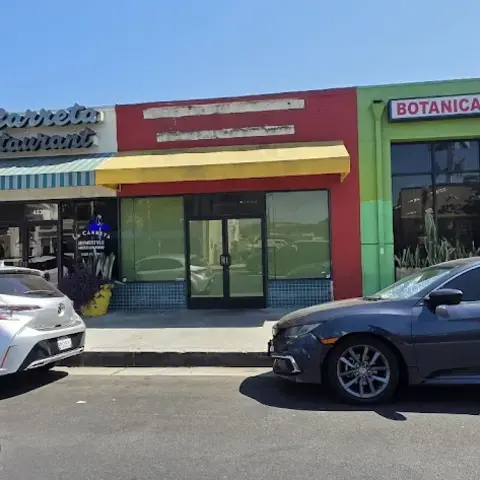 La Azteca Tortilleria