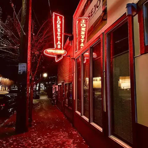 Loretta's Northwesterner