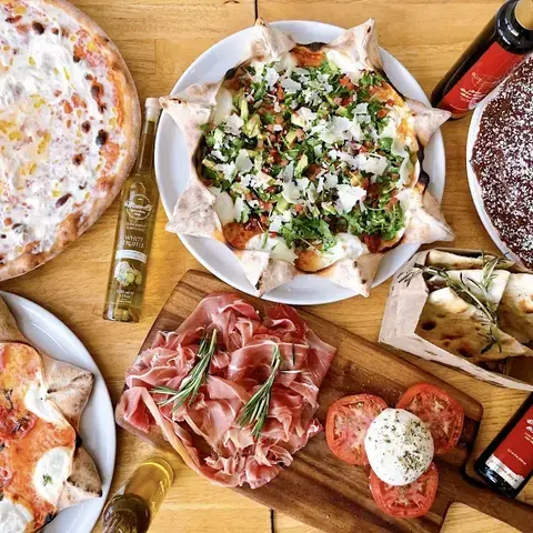 Mister O1 Extraordinary Pizza - South Beach