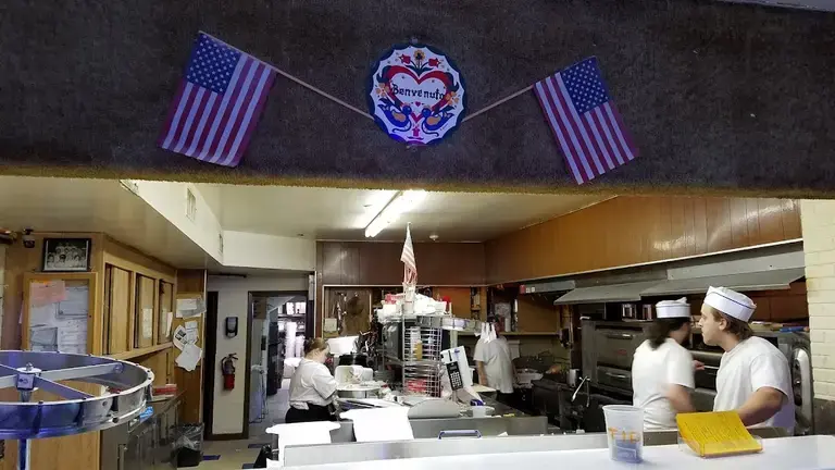 Vito & Nick's Pizzeria