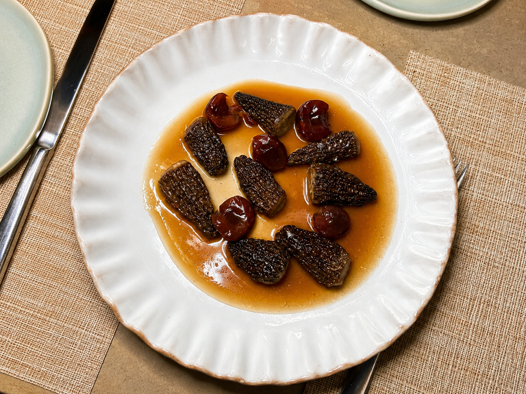 Little Water's Morels Stuffed with Chicken