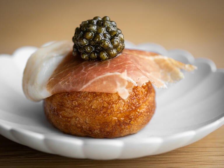 Sea Urchin Yóutiáo at Kato