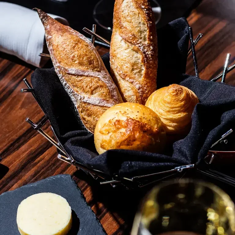 L’Atelier de Joël Robuchon Bread Basket