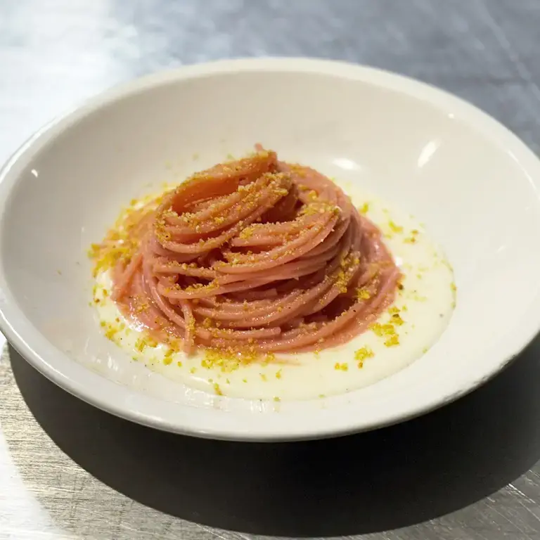 Spaghetti With Beetroot Cream and a Hint of the Sea