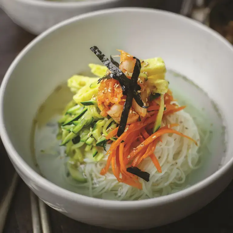 Veggie Noodles Janchi Guksu