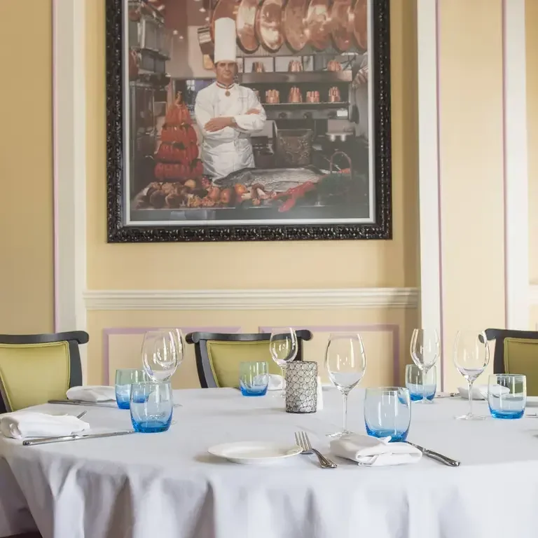 Monsieur Paul Interior