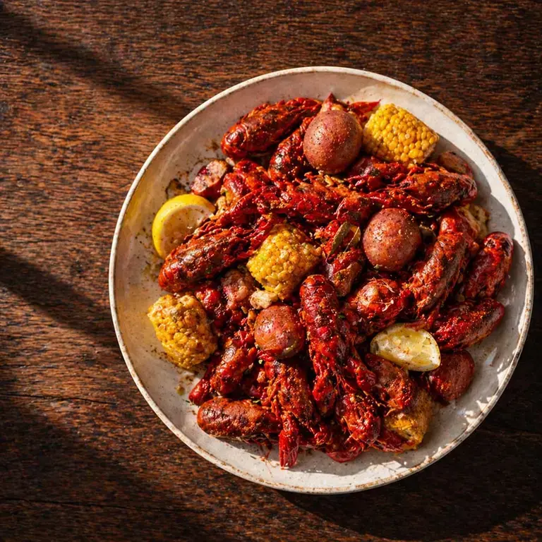crawfish boil - Fine Dining Lovers