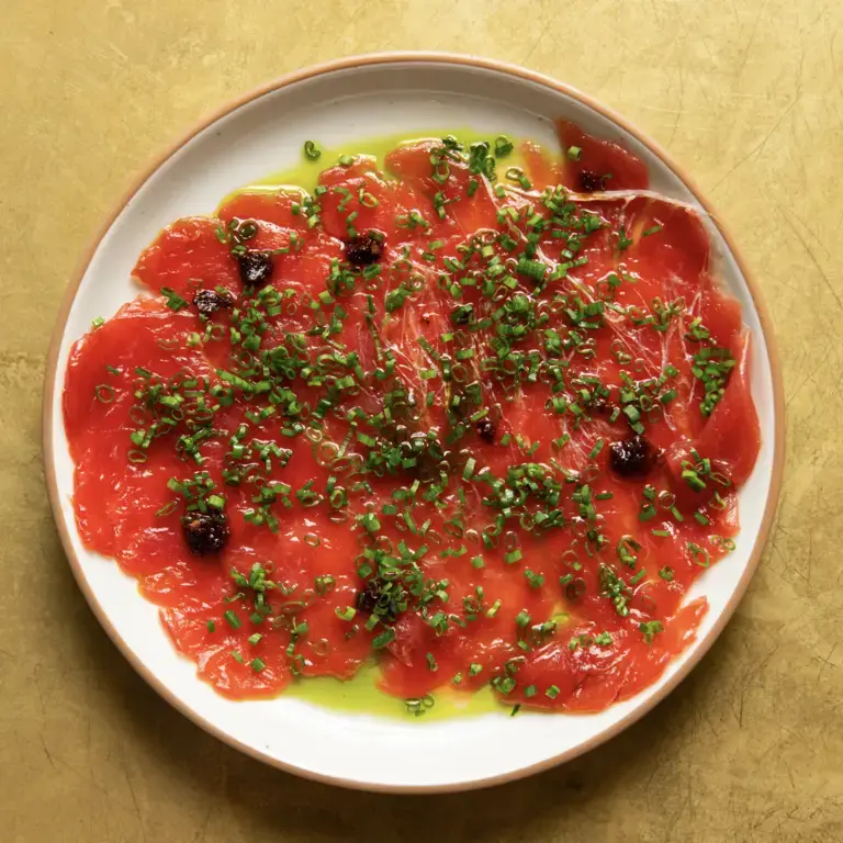 Crudo e Nudo_Bluefin Carpaccio with Blood Orange
