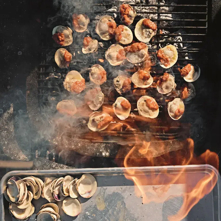 Grilled Clams with Cocktail Butter