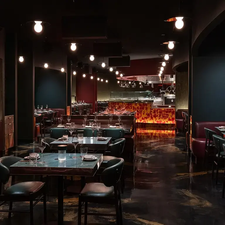 Main Dining Room at Maroon