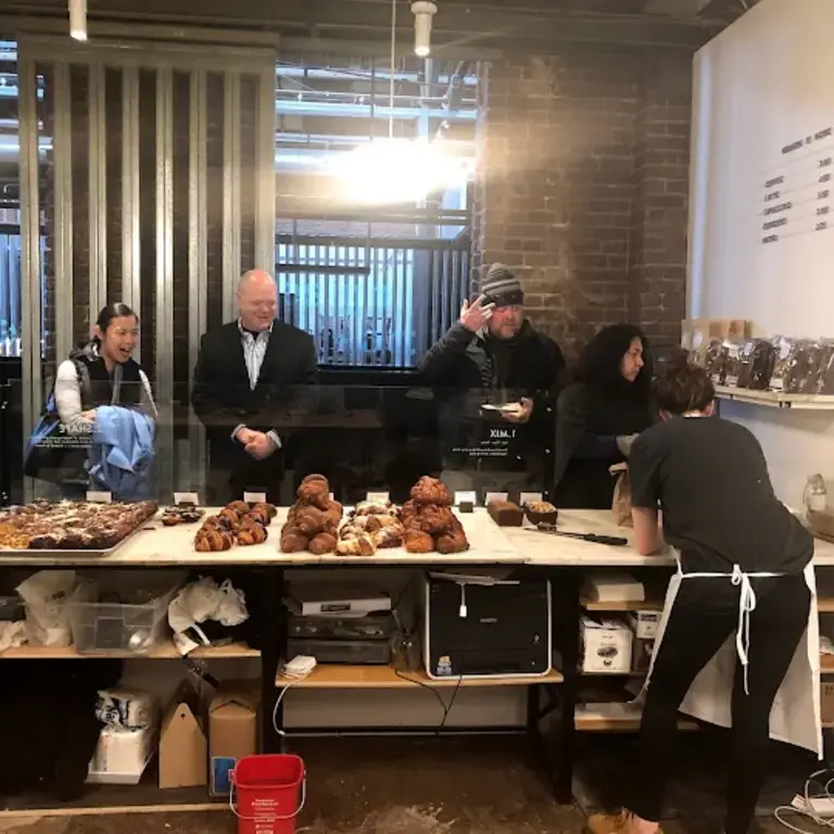 Reunion Bakery / Sourdough Bread / Coffee