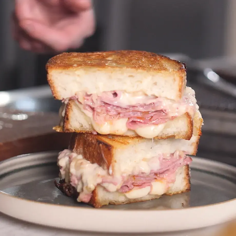 The Secrets of french cuisine Croque Monsier