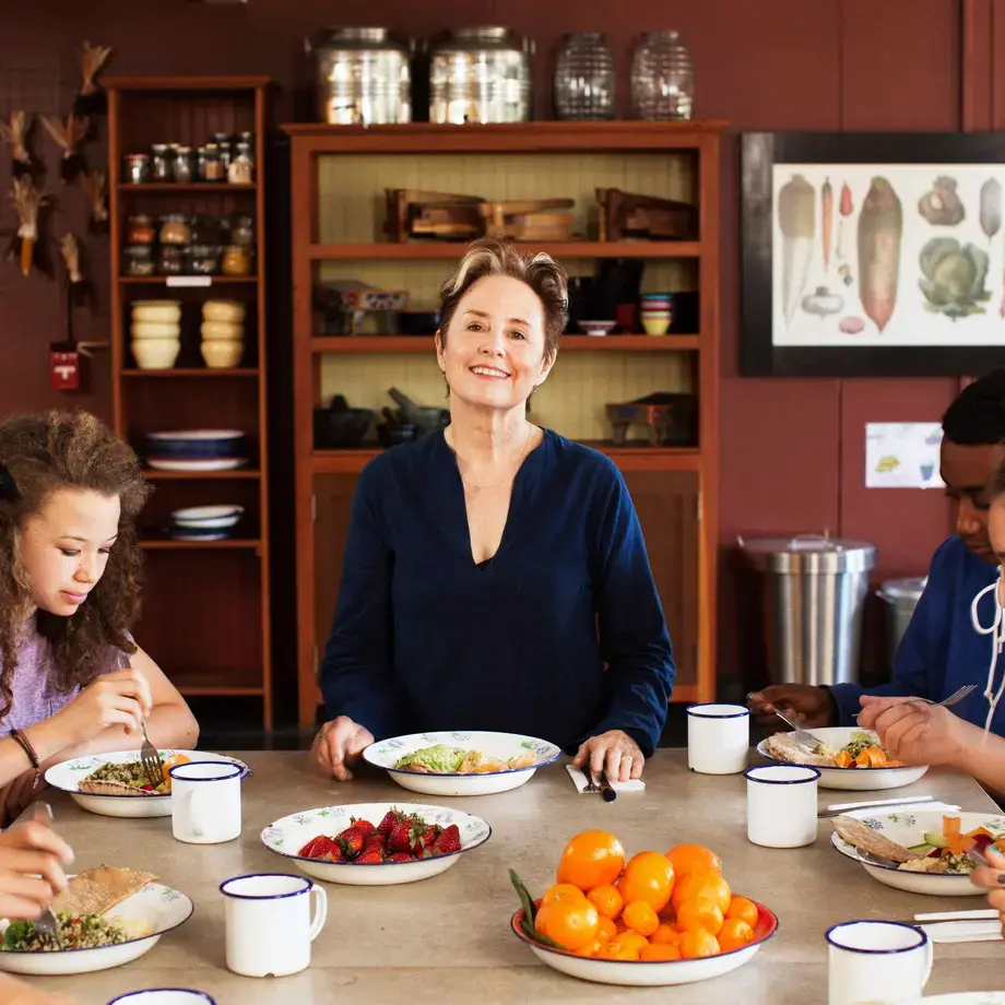 Alice Water with students