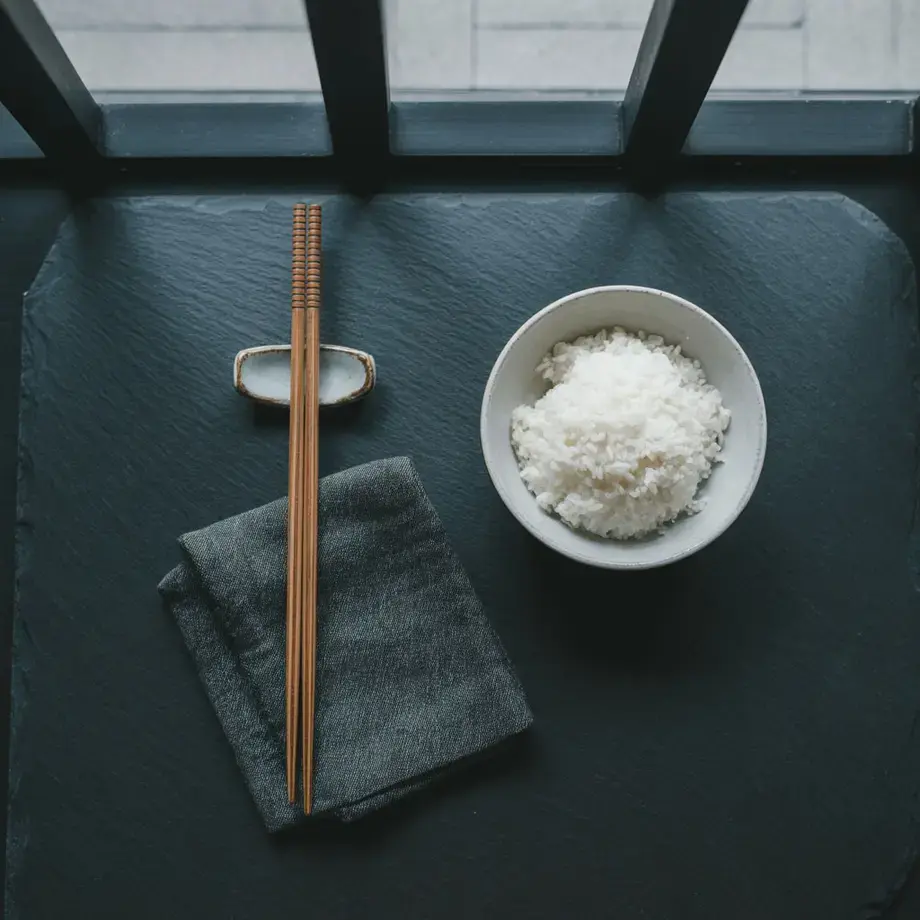 chopstick etiquette - Fine Dining Lovers