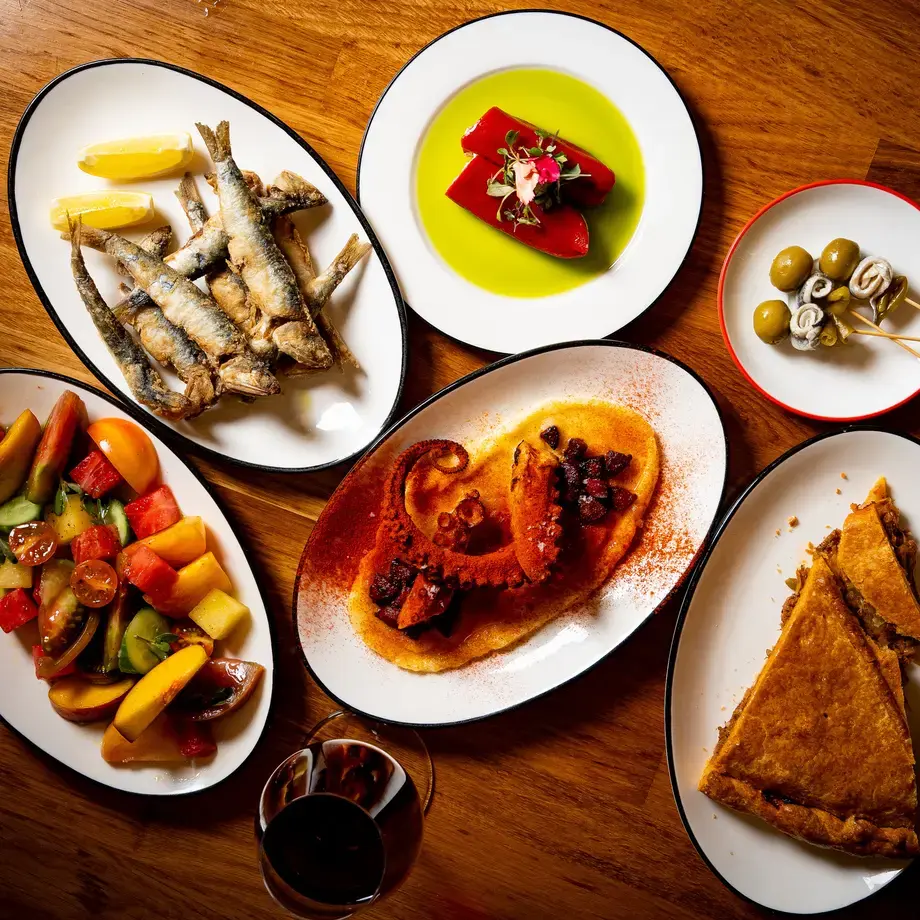 Food at Xuntos