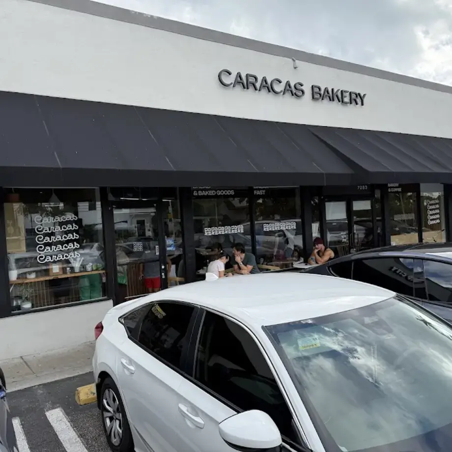 Caracas Bakery Biscayne