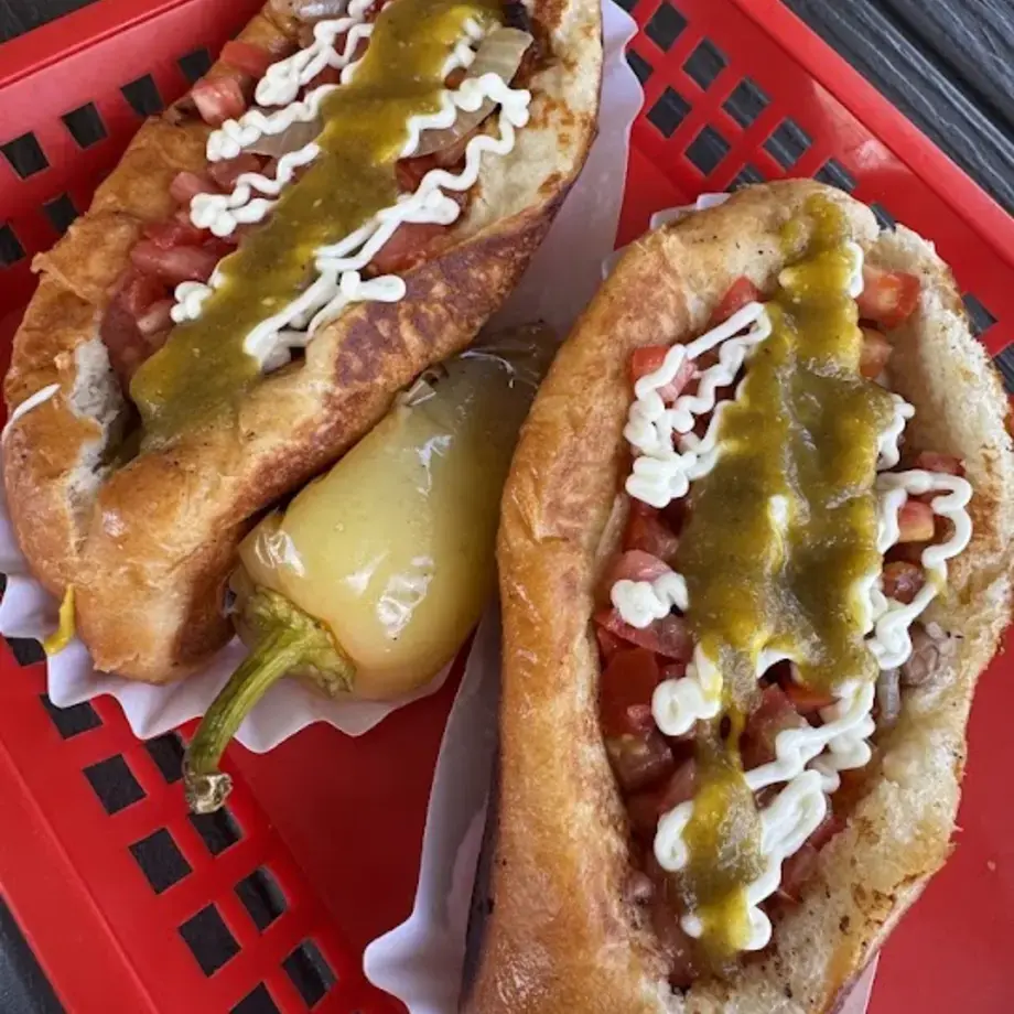 El Sinaloense Hot Dog Cart