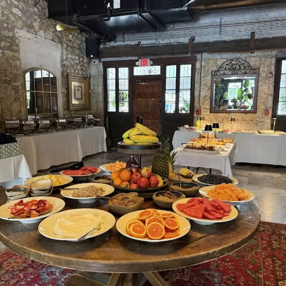 Eos Garden Mediterranean Kitchen