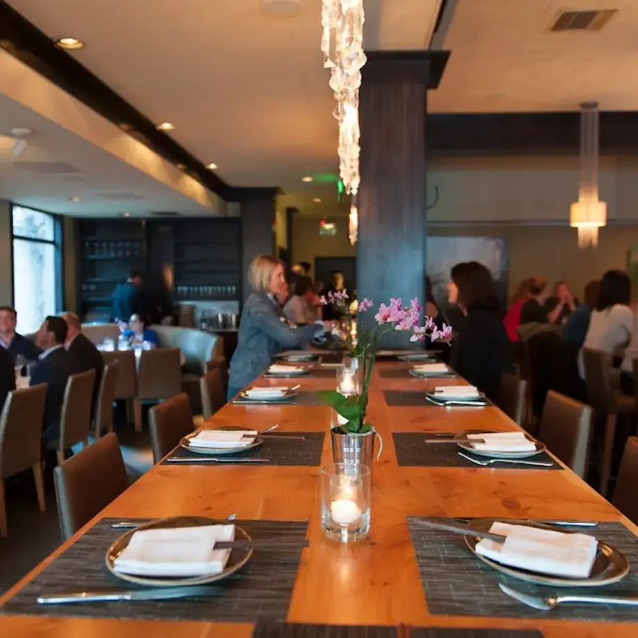 Tamarine Restaurant &amp; Gallery