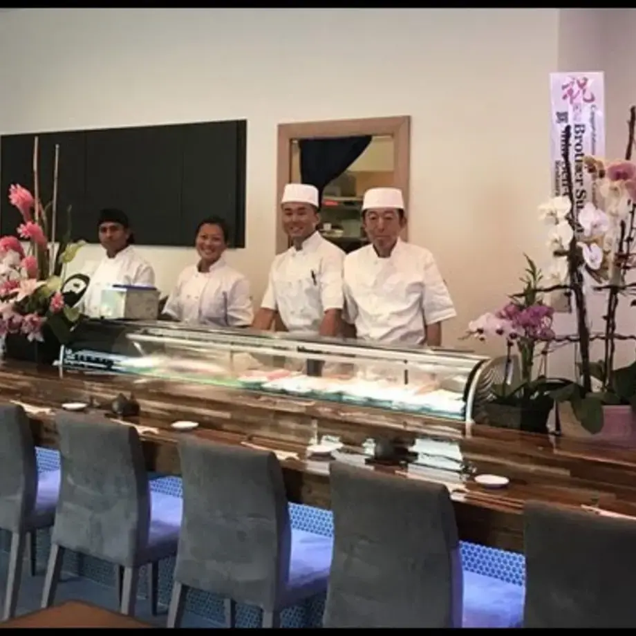 The Brothers Sushi Woodland Hills