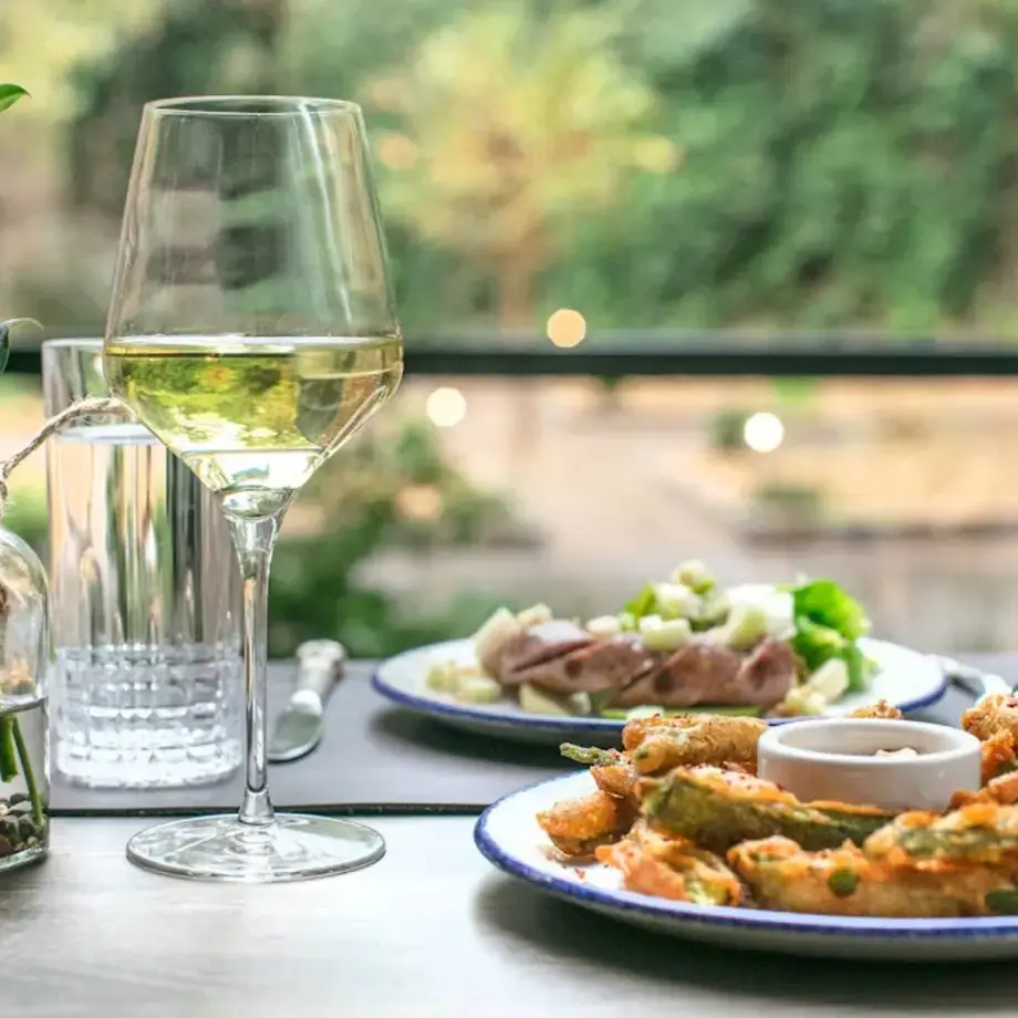 THE CHASTAIN - Restaurant