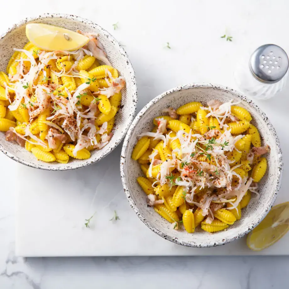 crab pasta salad -  Fine Dining Lovers