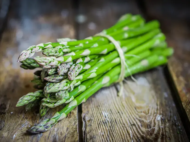 how to blanch asparagus - Fine Dining Lovers