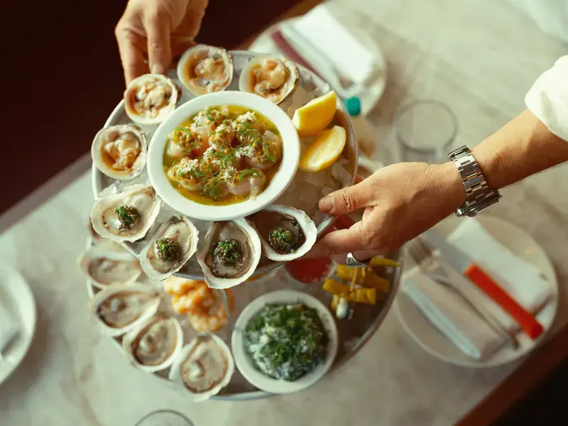 Oysters at Queen's Raw Bar &amp; Grill