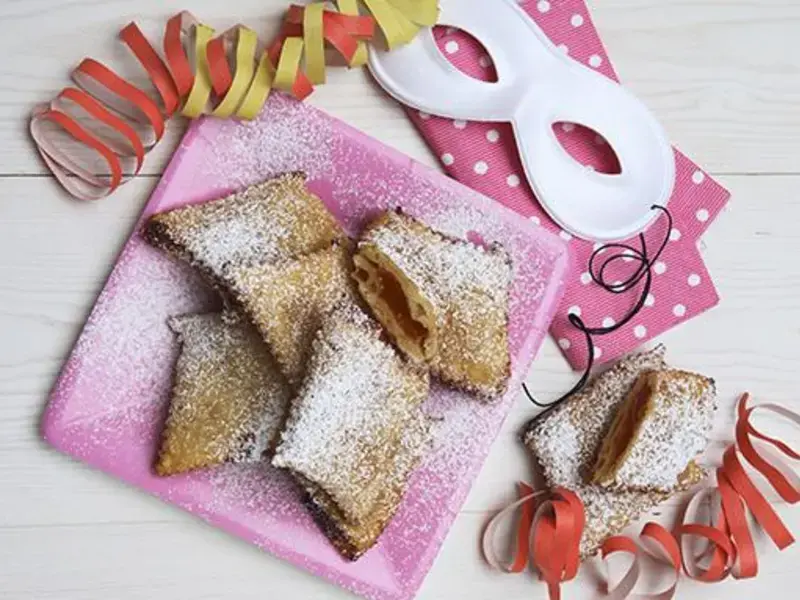 8 Italian Carnevale Sweets
