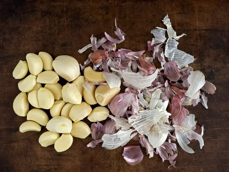 garlic-skin