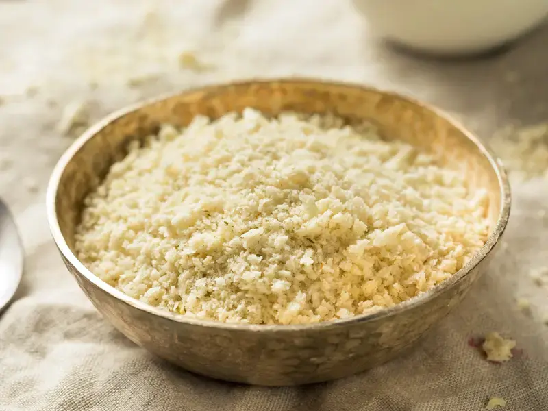 A bowl of panko Japanese breadcrumbs.