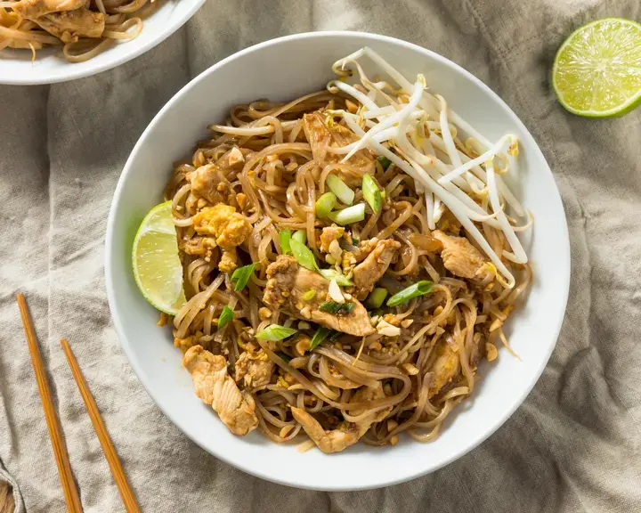pad thai - Fine Dining Lovers