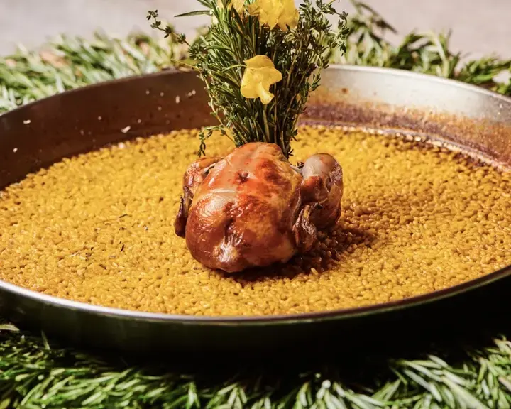 Casa Dani's Chicken Paella