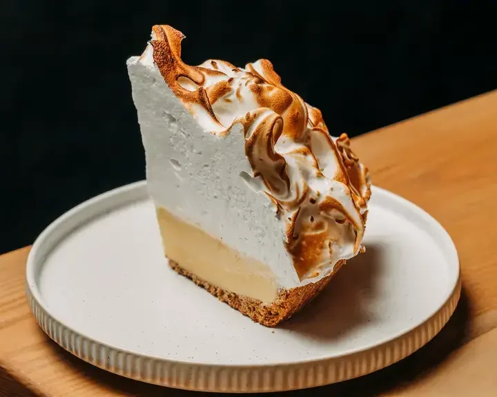 Calamansi Meringue Pie