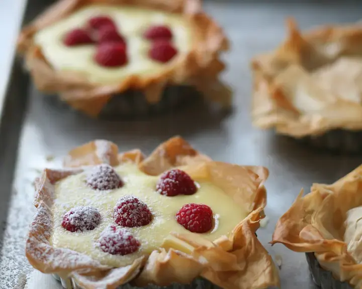 Lemon Curd Tarts with Fresh Raspberries