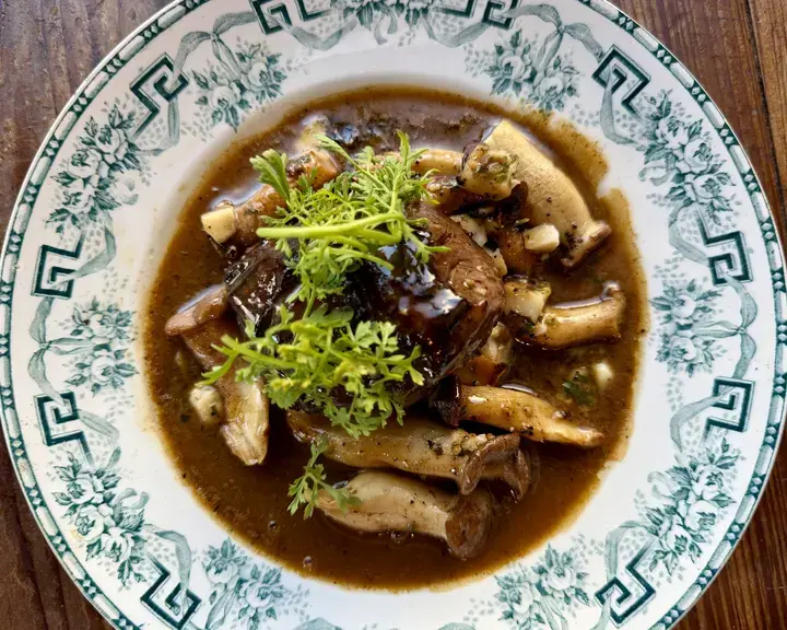 Mijoté’s Steak au Poivre Sauce