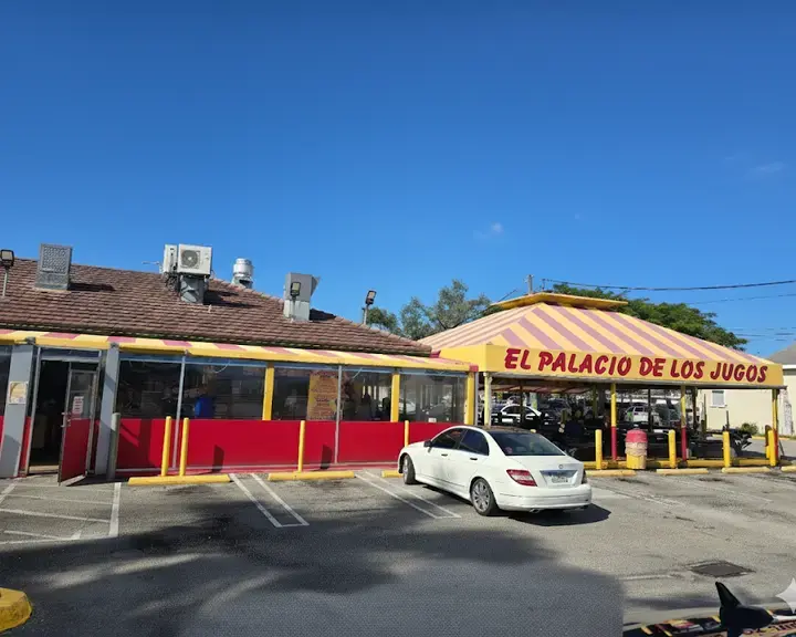 El Palacio de los Jugos